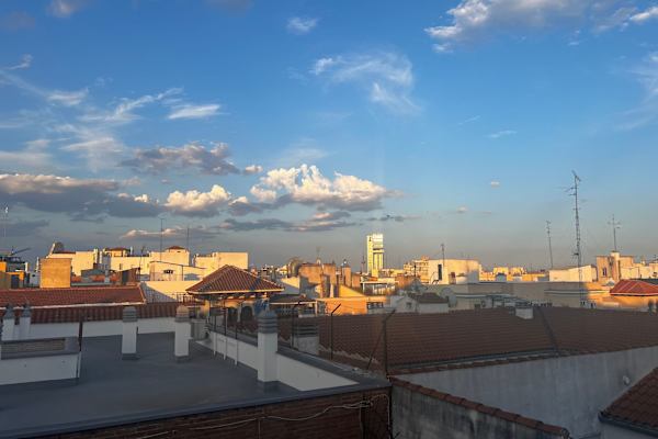 House sit in Madrid, Spain